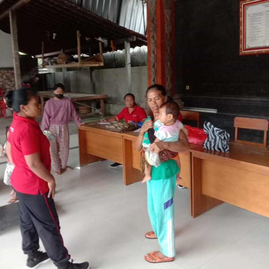 Kegiatan Penyelenggaraan Posyandu Nusa Indah di Br.Dinas Tingkadbatu